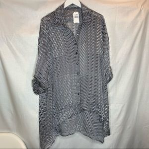 Mesmerize button down high low tunic